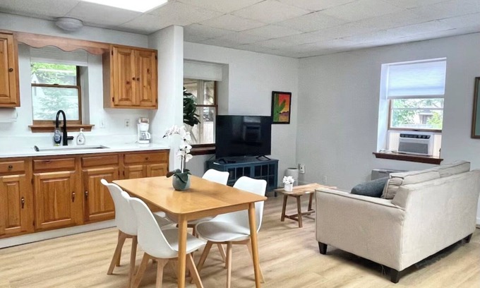 Brunswick Appartement | Cute 1st Floor 1BR Downtown Brunswick @ Bowdoin