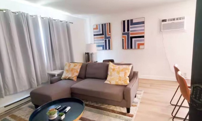 St. Louis Appartement | Cute and Cozy 1-bedroom apartment near STL Major Hospitals