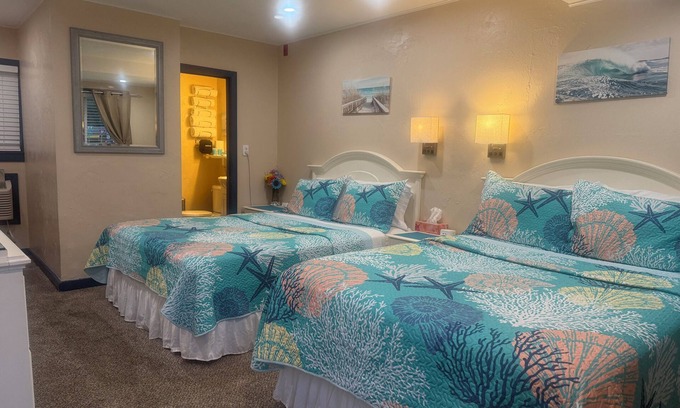 Buzzards Bay Hôtel | Cute, Clean and Friendly Motel in Buzzards Bay, 2 beds, walk to Cape Cod Canal