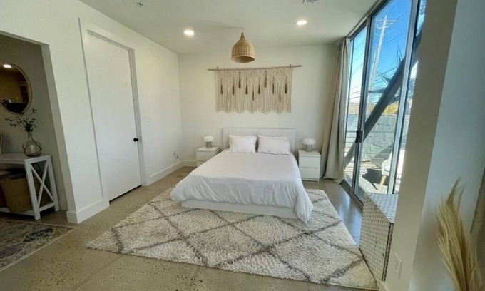 Dawson Copropriété | Cute S 1st Condo 5 Minutes to Downtown