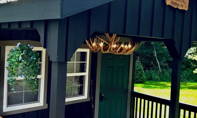 Windham Cabine | Cabane la plus mignonne à Windham avec foyer et barbecue, marche jusqu'au restaurant et au bar