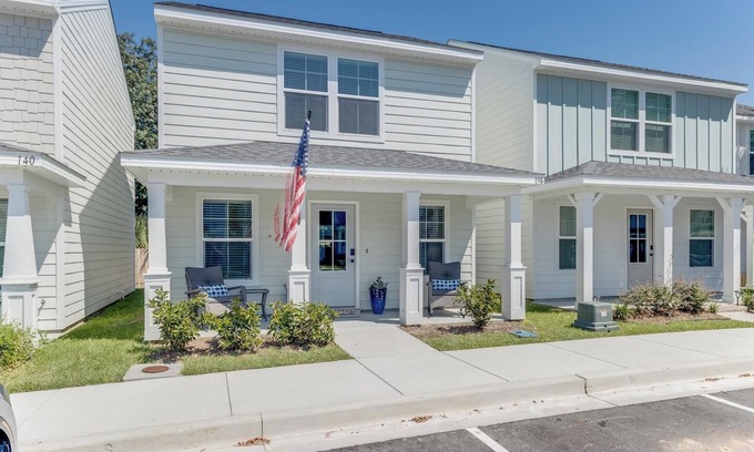 Biloxi Maison | Cutest Cottage on the Beach!