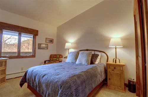 Copper Mountain Village Hôtel | CV210A Copper Valley Hotel Room condo