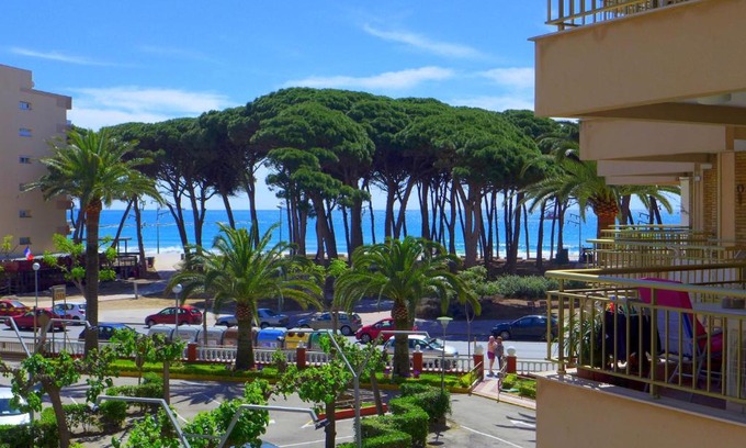 La Pineda Appartement | CYE 5 Rentalmar