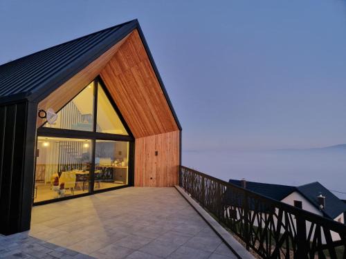 Grzechynia Maison | CzarnyHetman