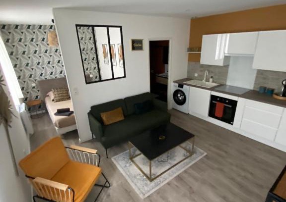 Reims Appartement | Désirée Logement Cosy et Charmant 1 er étage