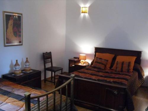 Montigny-les-Vaucouleurs Lit Et Petit-Déjeuner | Détente à Montigny : 4 Chambres, Terrasse, Jardin - FR-1-585-154