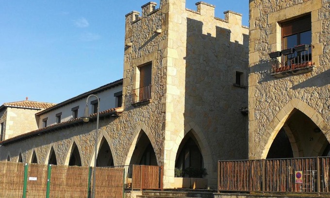 El Roc de Sant Gaieta Appartement | Dúplex amb piscina comunitària i terrassa