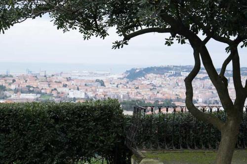 Ancona Lit Et Petit-Déjeuner | D'AGO48