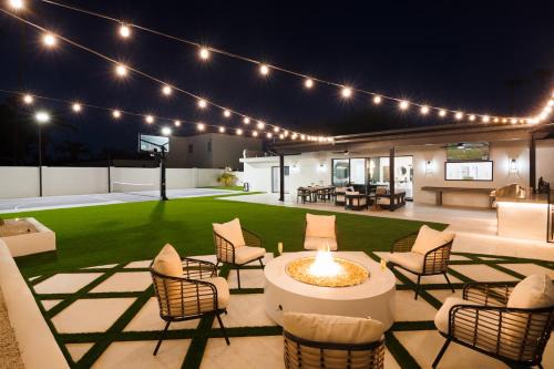 Thunderbird Desert Estates Maison | D&G Retreat-Resort Style Backyard-North Scottsdale