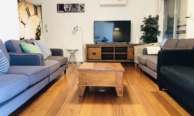 St. Albans Maison | D124 Big Stay at Biggs
