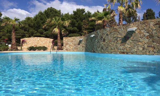 Porto Pino Appartement | APPARTEMENT EN RESIDENCE EXCLUSIVE AVEC PISCINE