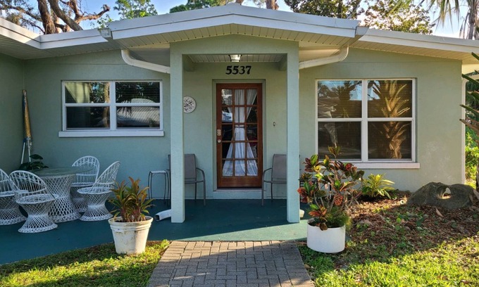 Harbor Oaks Bay Shore Maison | DAB / Port Orange Pristine Private Home