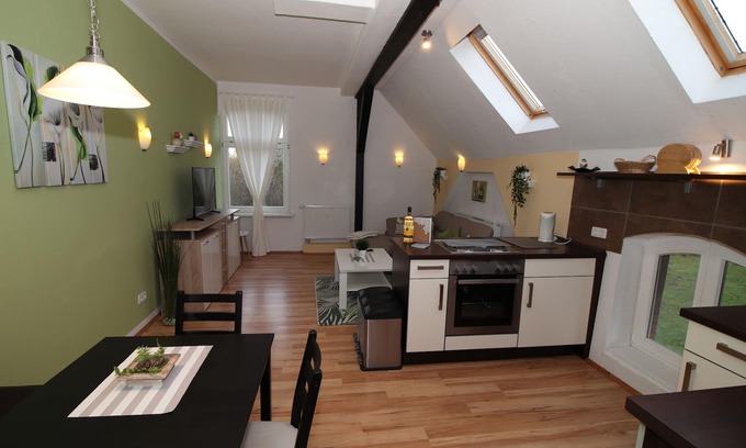 Altkalen Appartement | Dachshöhle - Ferienwohnung für 4 Personen