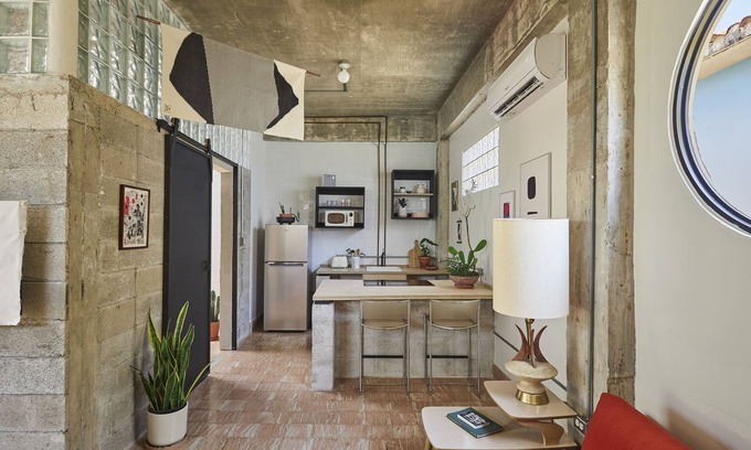 Santurce Hôtel | DADA JAJA by DW
