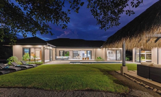 Tamarindo Maison | The Ficus Villas: Brand New December 2019 - Laissez-nous vous gâter en tant que premier invité!