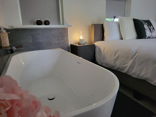 Stieltjeskanaal Lit Et Petit-Déjeuner | Dalerheugte Wellness B&B
