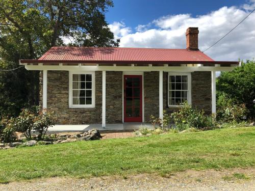 Roxburgh Maison | Dalton's Deed
