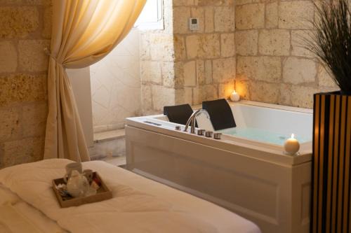 Bisceglie Maison | Damà Luxury Room con Jacuzzi