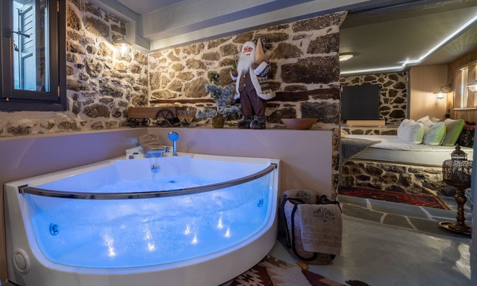 Metsovo Maison | Dandy Villas Metsovo | Foggy | Jaccuzi |Up to 2