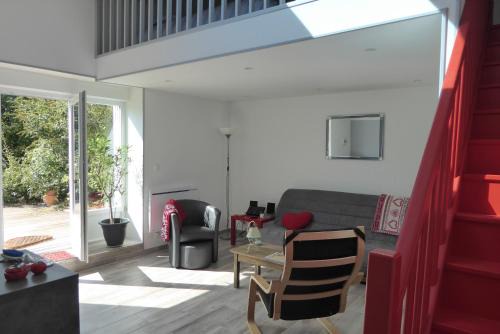 Apremont-la-Foret Maison | Dans un jardin