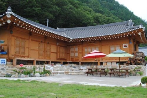 Danyang Maison | Danyang Gahyeonjeong Pension