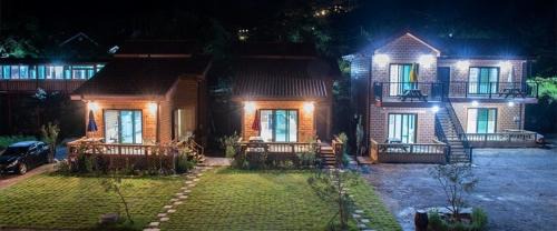 Danyang Maison | Danyang Soseonam Hwangto Village