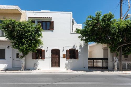 Pacheia Ammos Maison | Daphne's Konaki in Pachia Ammos