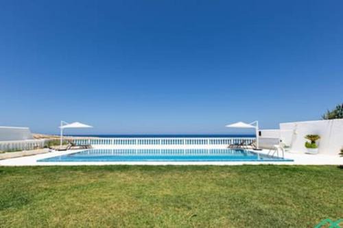 Rafraf Villa | Dar Barsha: Beach front white sand and happiness