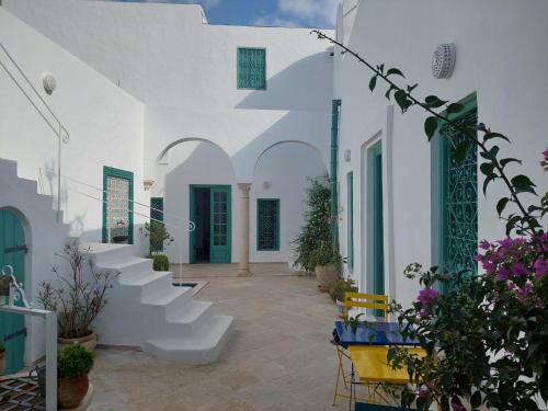 Rades Maison | Dar Valou