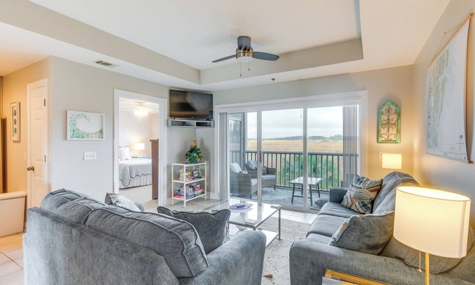 Darien Copropriété | Darien Condo w/ Boat Dock Access: Walk to Downtown