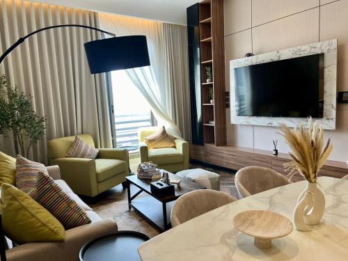 As Salamah Appartement | Dark 10