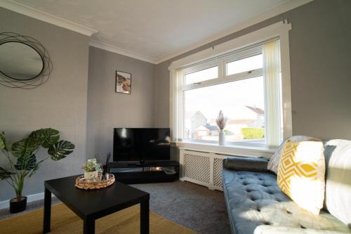 Shotts Maison | Darmeid House