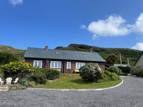Carrick Maison | Dave's Big House