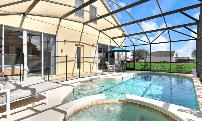Marbella Maison | Davenport Dream