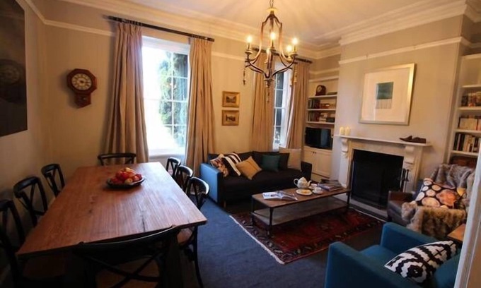 Hobart Central Business District Maison | Davey House - Luxe Living Georgian