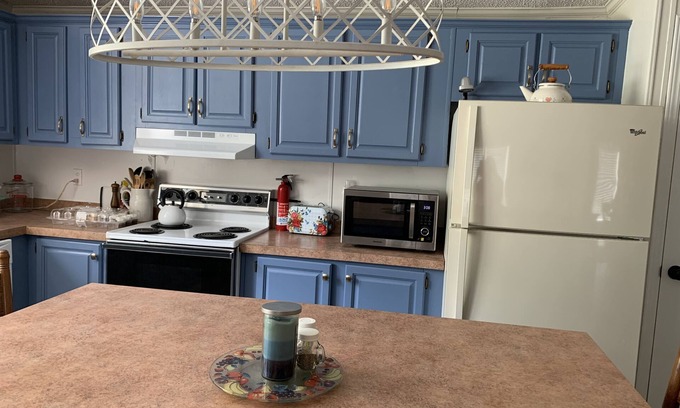Rover Maison | Davis Ranch in beautiful Plainview Arkansas next to Nimrod Lake. Pet Friendly!