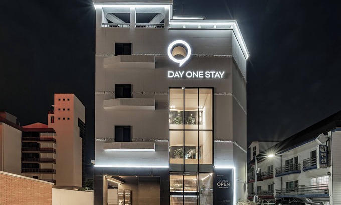 Kunip Hôtel | DAYONESTAY