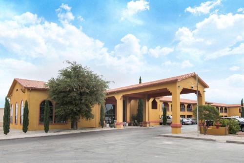 Carlsbad Hôtel | Days Inn by Wyndham Carlsbad
