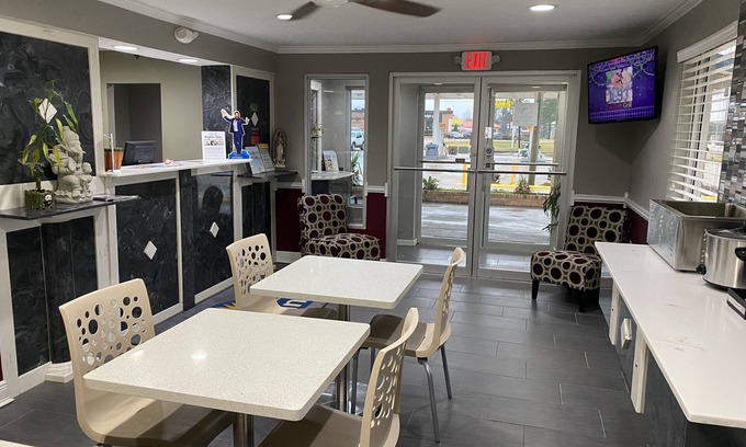 Forest Hôtel | Days Inn by Wyndham Forest