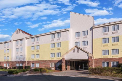 Macon Hôtel | Days Inn by Wyndham Macon I-75 North