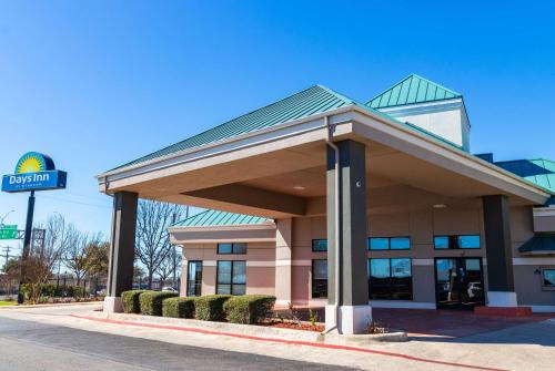 North San Antonio - SAT Hôtel | Days Inn by Wyndham N.W. Medical Center