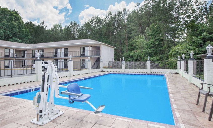 Newton Hôtel | Days Inn by Wyndham Newton MS/I-20