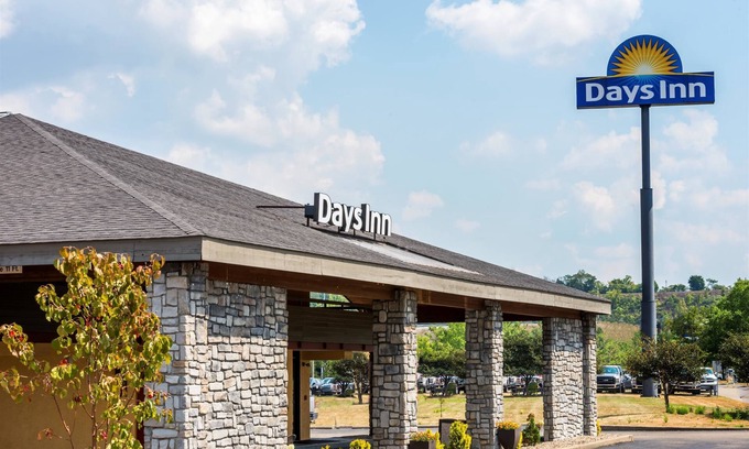 Bairdford Hôtel | Days Inn by Wyndham Pittsburgh-Harmarville