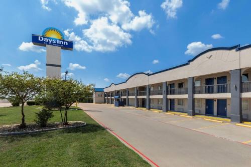 Temple Hôtel | Days Inn by Wyndham Temple
