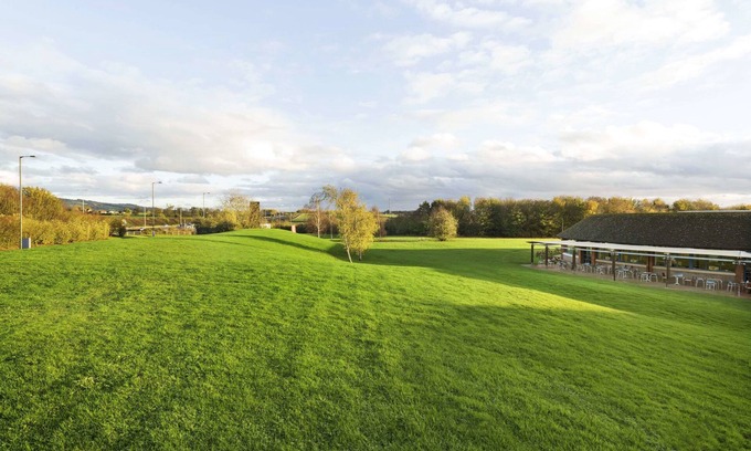 Strensham Hôtel | Days Inn by Wyndham Tewkesbury Strensham