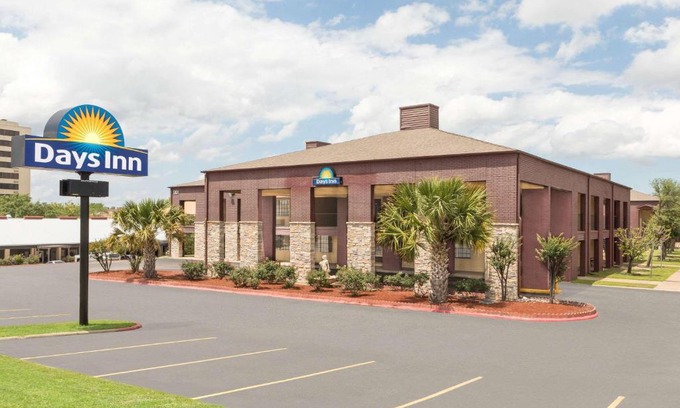 University Park Hôtel | Days Inn by Wyndham College Station University Drive