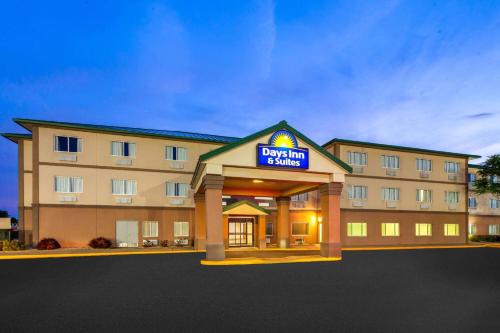Morris Hôtel | Days Inn & Suites by Wyndham Morris I-80