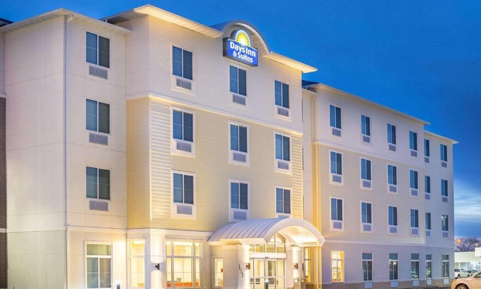 Kearney Hôtel | Days Inn & Suites by Wyndham Kearney NE