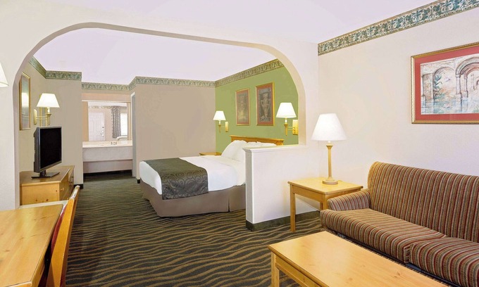 Starkville Hôtel | Days Inn & Suites by Wyndham Starkville